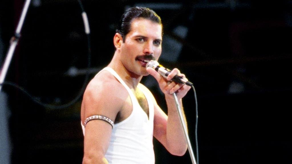 freddie_mercury_foto_dr70006dfddefaultlarge_1024 Bohemian Rhapsody : l’hommage vibrant à Freddie Mercury
